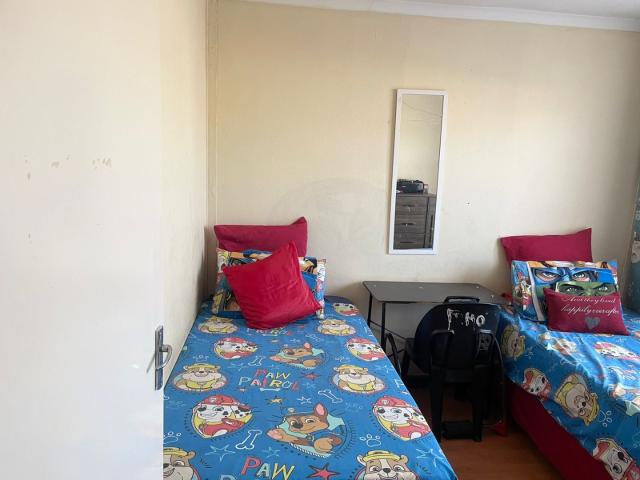 3 Bedroom House For Sale in Boitekong