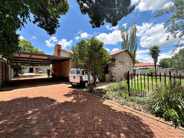 3 Bedroom House Sold in Bayswater