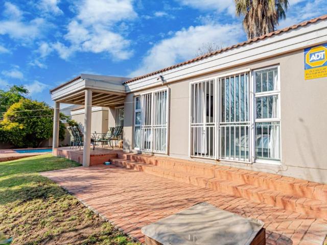 3 Bedroom house for sale in Barbeque Downs, Midrand