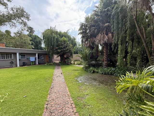3 Bedroom House For Sale in Bedfordview