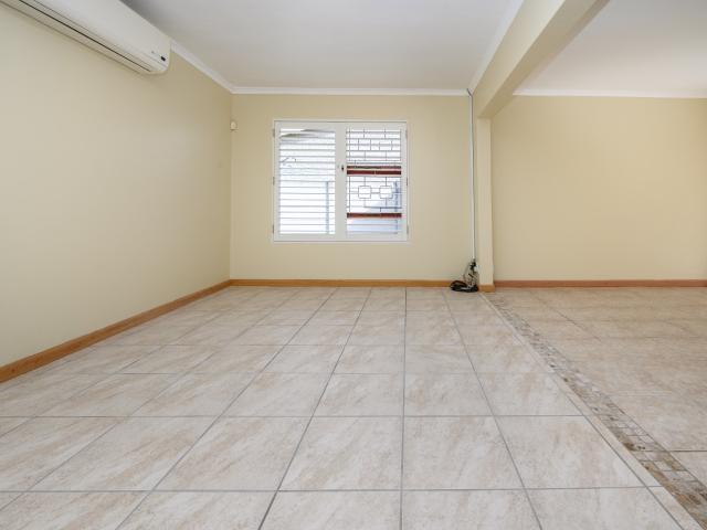 3 Bedroom House For Sale in Ben Kamma