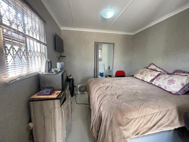 3 Bedroom House For Sale in Bhongweni