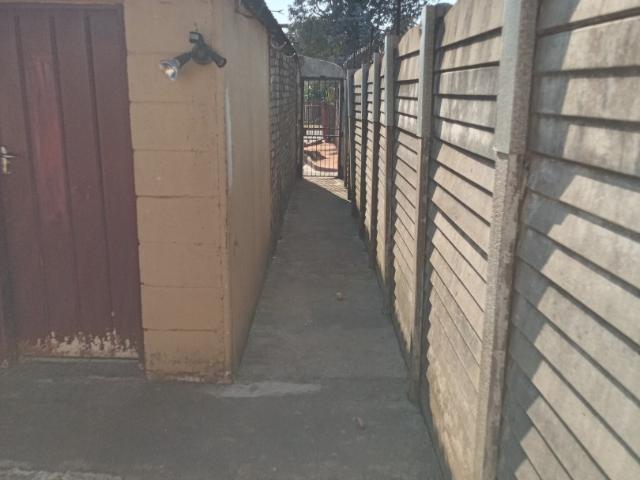 3 Bedroom House For Sale in Birch Acres