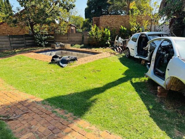 3 Bedroom house for sale in Birch Acres, Kempton Park