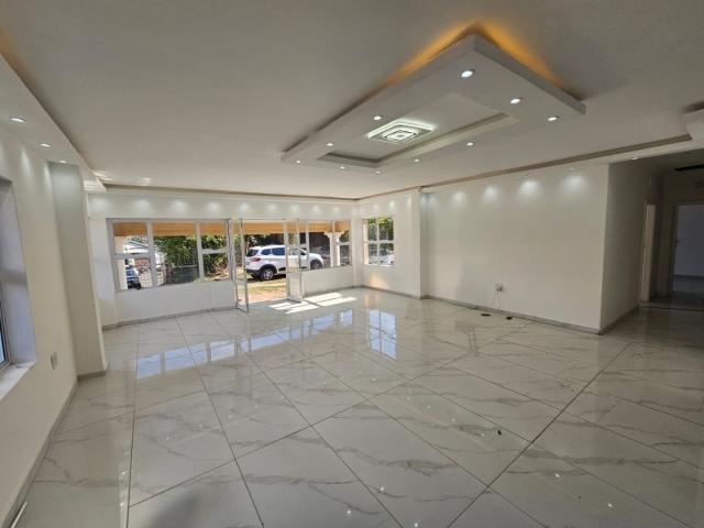 3 Bedroom House For Sale in Bluff