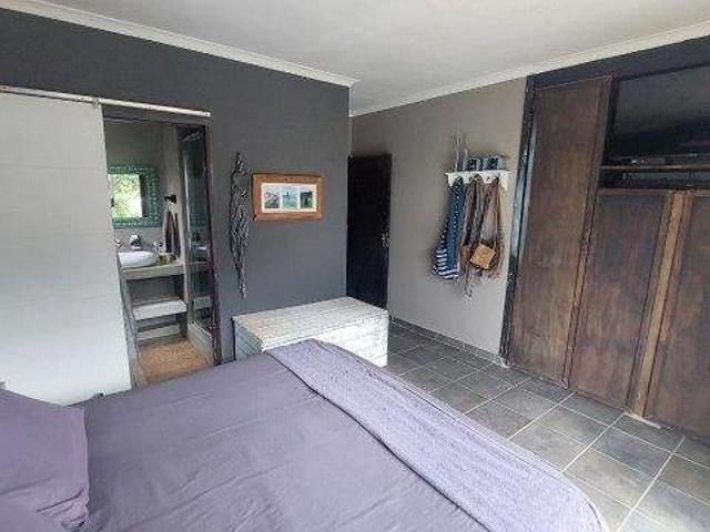 3 Bedroom House For Sale in Bluff