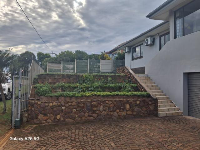3 Bedroom House For Sale in Bluff
