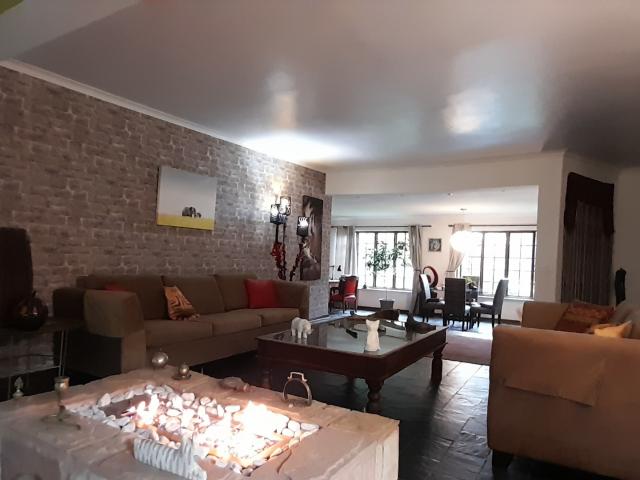 3 Bedroom House For Sale in Bloubosrand
