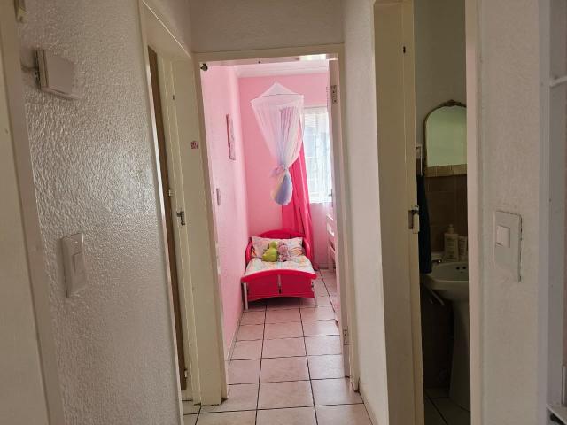 3 Bedroom House For Sale in Brackendowns