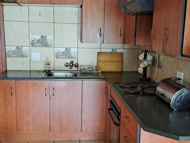 3 Bedroom House For Sale in Brackendowns