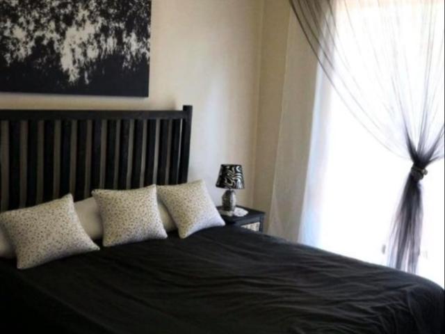 3 Bedroom House For Sale in Brackendowns