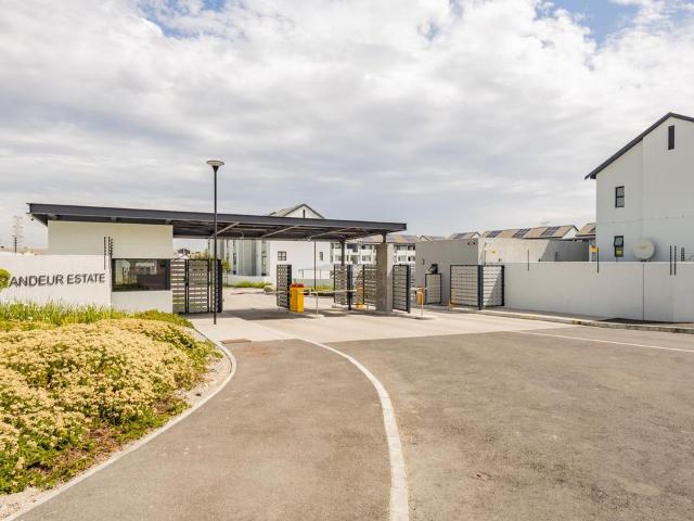 3 Bedroom house sold in Brackenfell South