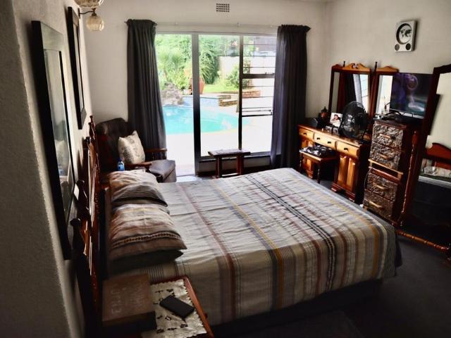 3 Bedroom House For Sale in Brackenhurst