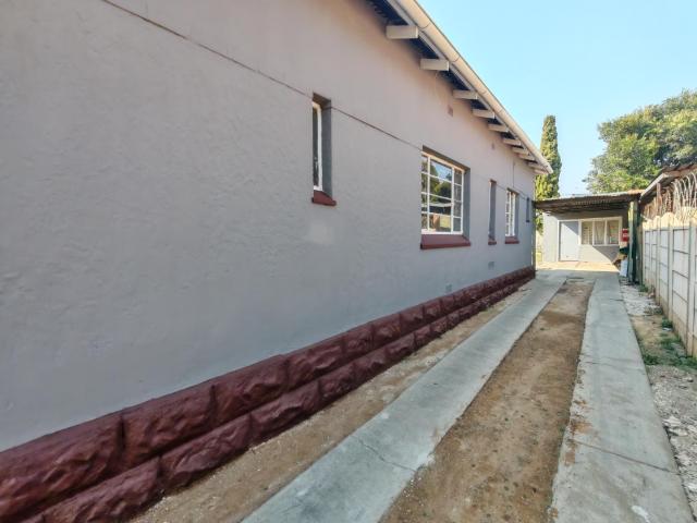 3 Bedroom House For Sale in Brakpan Central