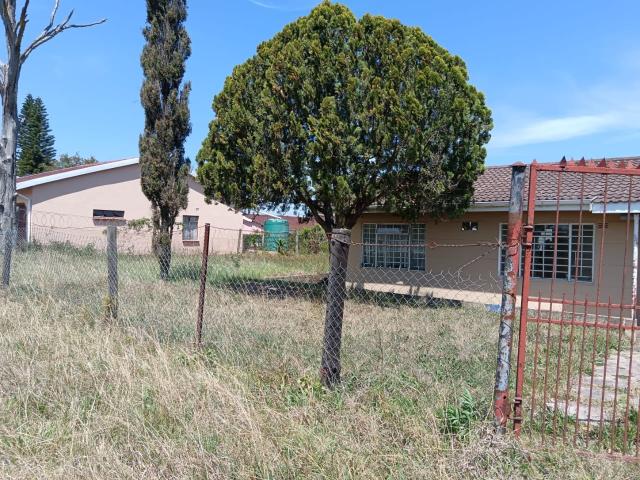 3 Bedroom House For Sale in Butterworth Ext 15