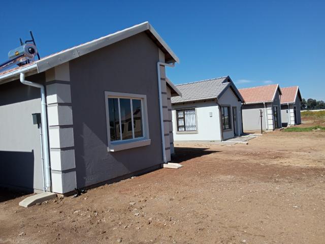 3 Bedroom House For Sale in Buhle Park