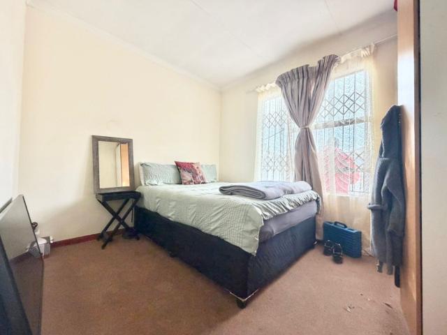 3 Bedroom House For Sale in Goudrand