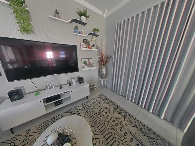 3 Bedroom House For Sale in Gordons Bay Central