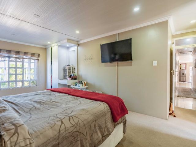 3 Bedroom House For Sale in Glen Hills