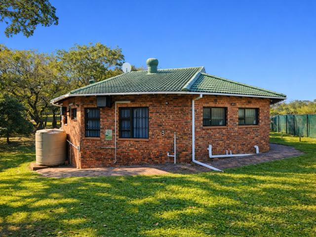 3 Bedroom House For Sale in Glenmore