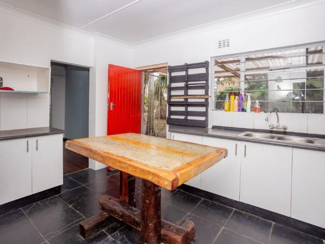 3 Bedroom House For Sale in Greenfields
