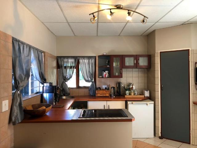 3 Bedroom House For Sale in Grimbeeck Park