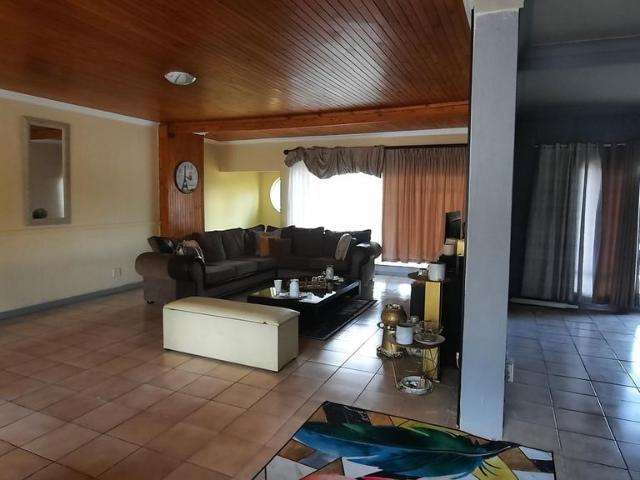 5 Bedroom house for sale in Dorandia, Pretoria