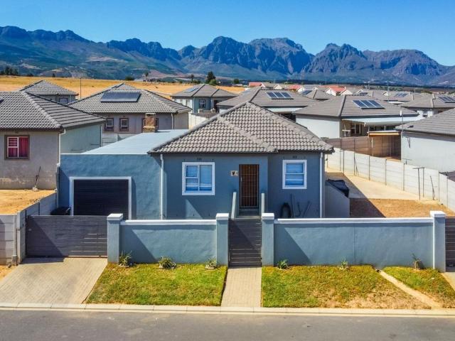 3 Bedroom house for sale in Dalvale, Paarl