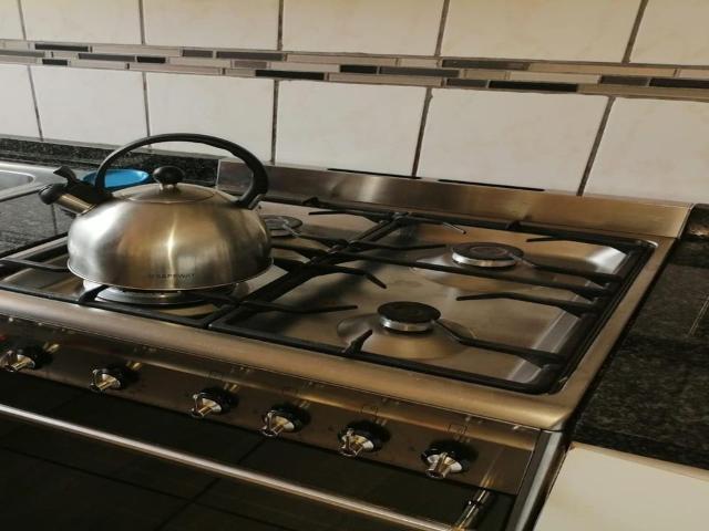 3 Bedroom house for sale in Dersley, Springs