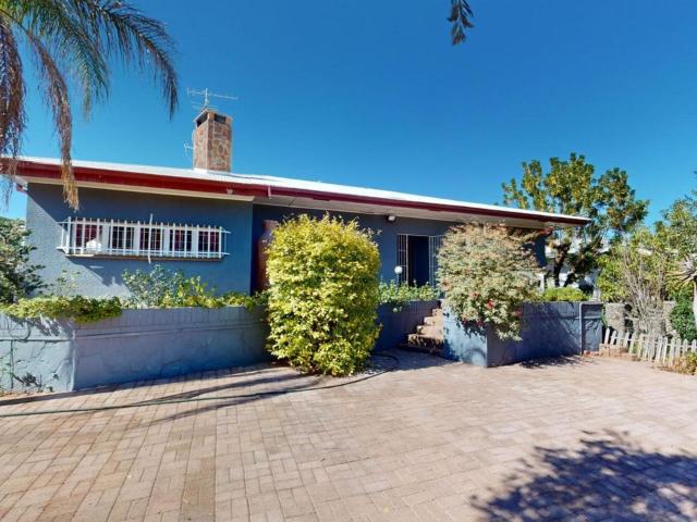 3 Bedroom house for sale in Die Rand, Upington