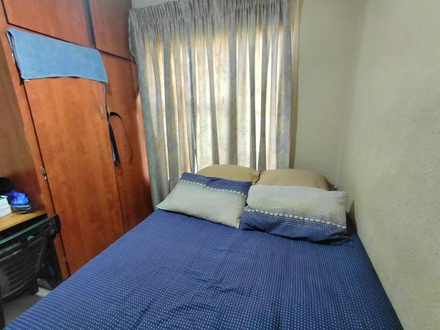 3 Bedroom House For Sale in Emdo Park