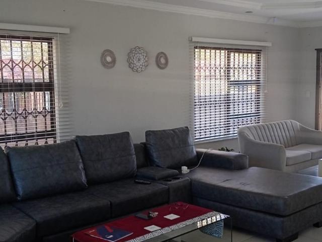 3 Bedroom House For Sale in Elandsrand