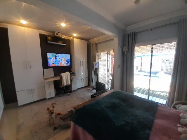 3 Bedroom House For Sale in Eldorado Estate