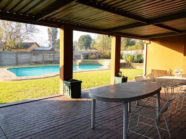 3 Bedroom House For Sale in Elspark