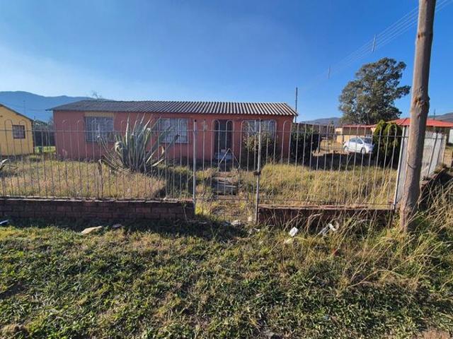 3 bedroom house for sale in Ezibeleni