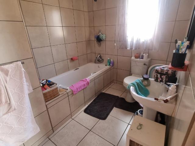 3 Bedroom House For Sale in Fochville