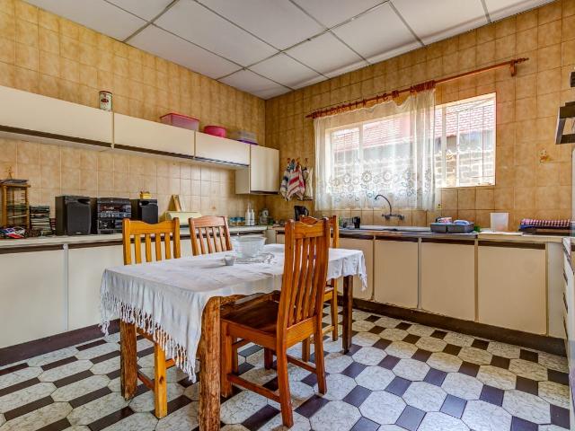 3 Bedroom House For Sale in Forest Hill