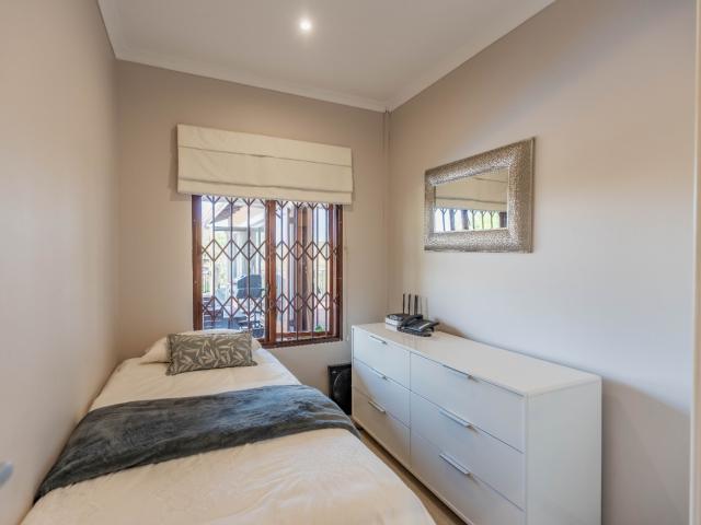 3 Bedroom House For Sale in Forest Hills