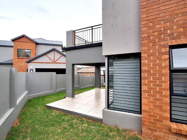 3 Bedroom house for sale in Ferndale, Randburg