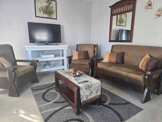 3 Bedroom House For Sale in Flagship
