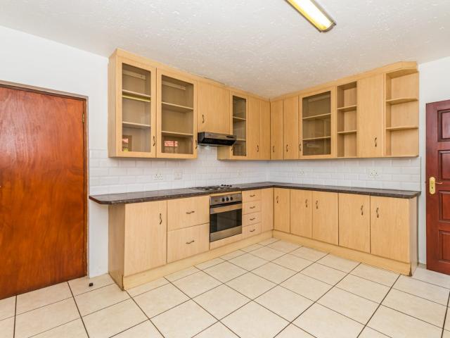 3 Bedroom House For Sale in Florida Park