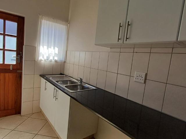 3 Bedroom house for sale in Fraaiuitsig, Klein Brak Rivier