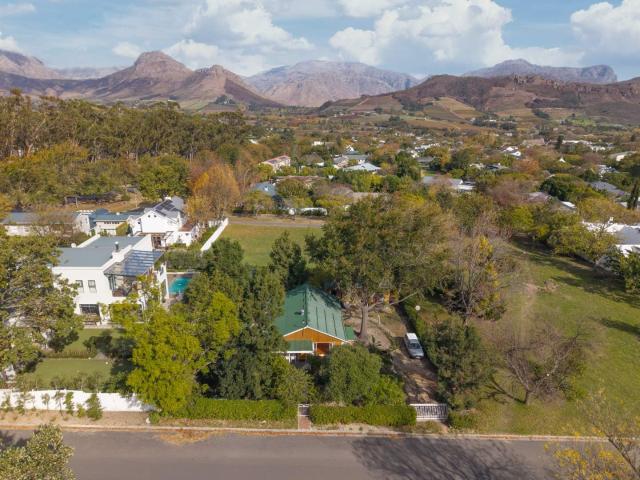 3 Bedroom House For Sale in Franschhoek