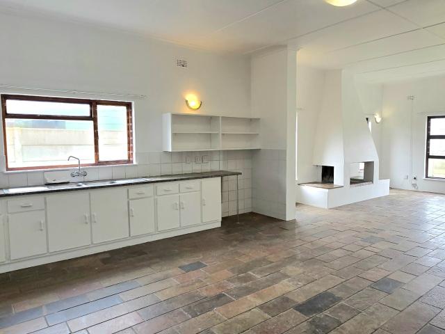 3 Bedroom House For Sale in Franskraal