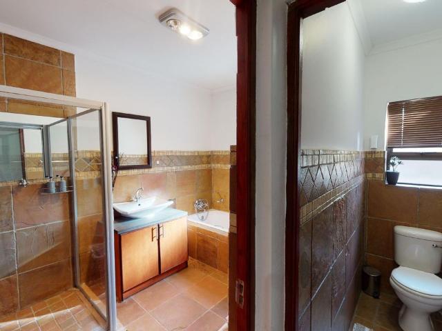 3 Bedroom house for sale in Keidebees, Upington