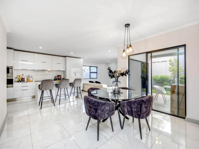 3 Bedroom House For Sale in Kengies