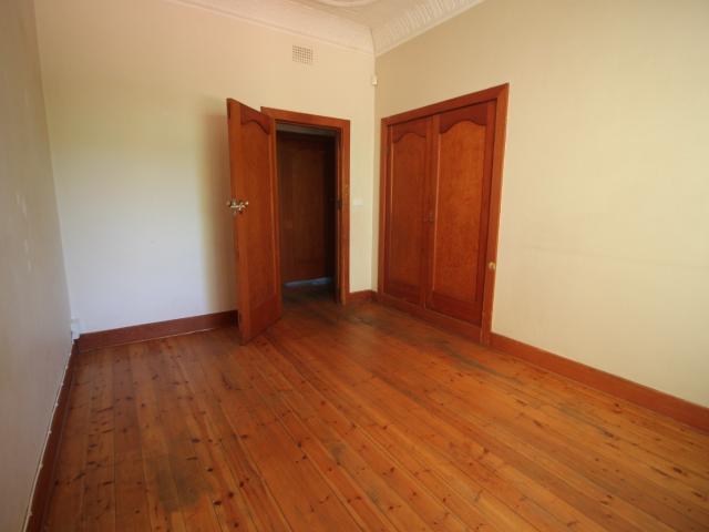 3 Bedroom House For Sale in Kensington