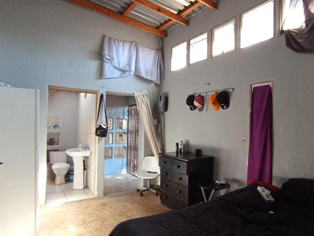 3 Bedroom House For Sale in Kensington