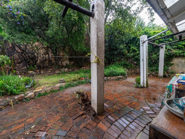 3 Bedroom House For Sale in Kensington
