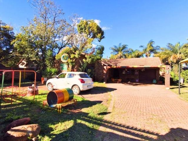 3 Bedroom House For Sale in Kirkney